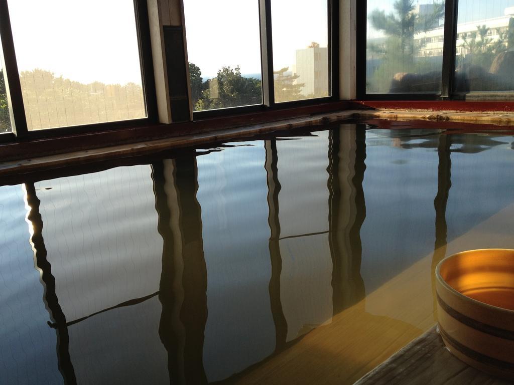 Grampus Inn Shirahama Luaran gambar